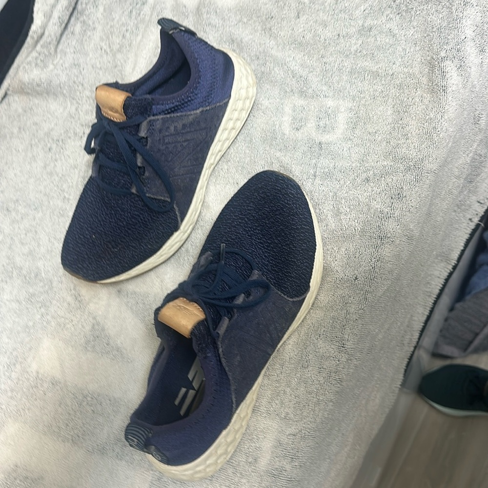 Women’s New Balancee sz 7 1/2